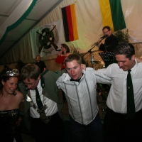 401_20100611_1925055820