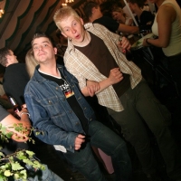 475_20100611_1622990410