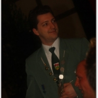 040_20100611_2089757006