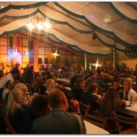 077_20100611_2070068517